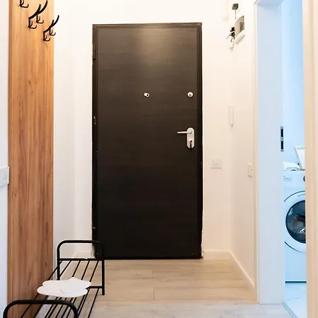 Soni Exclusive 749 Plaza With Free Private Parking & Self Check-in 公寓 *