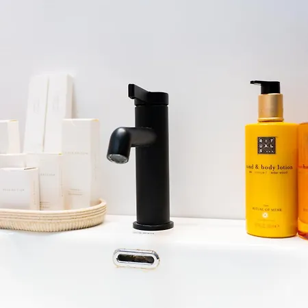 公寓 Soni Exclusive 749 Plaza With Free Private Parking & Self Check-in *