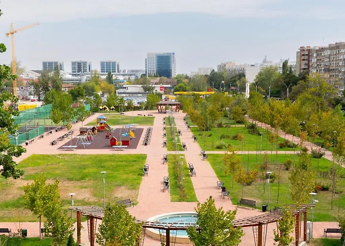 Soni Exclusive 749 Plaza With Free Private Parking & Self Check-in *