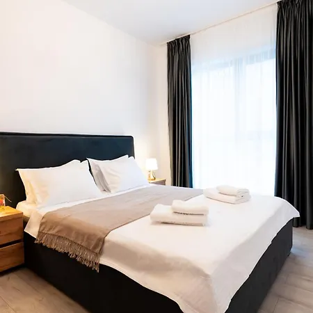 Soni Exclusive 749 Plaza With Free Private Parking & Self Check-in Βουκουρέστι